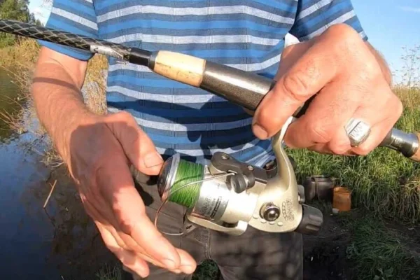 Як розплутати вузол на тонкій плетінці за хвилину: хитрий трюк без голки